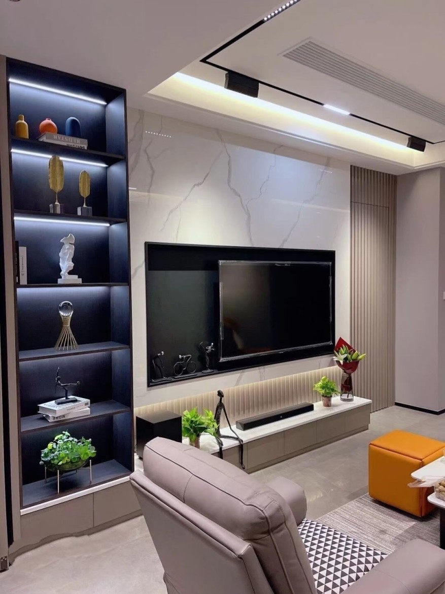 护墙板和隐形门